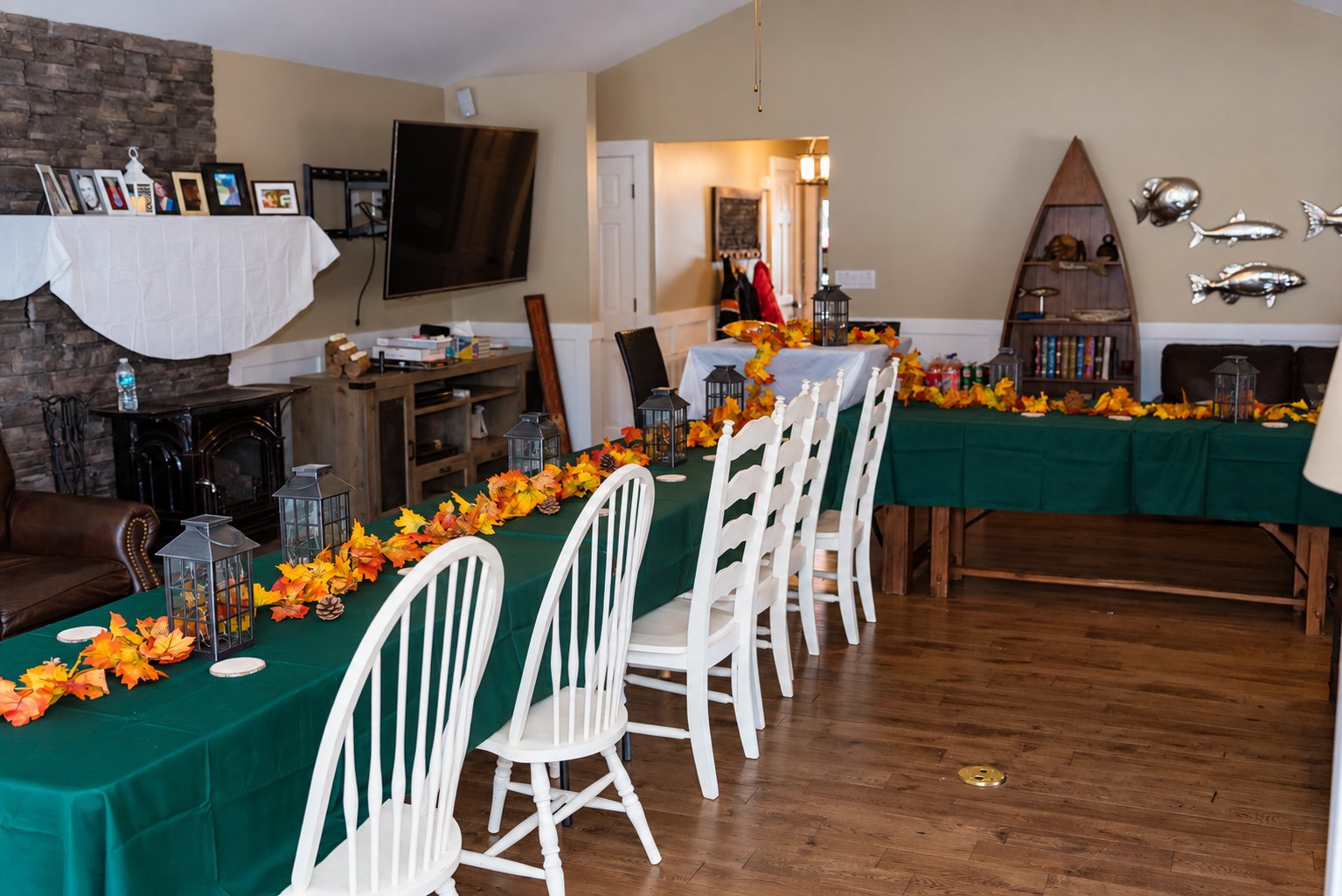 Danielle and Trey—reception tables