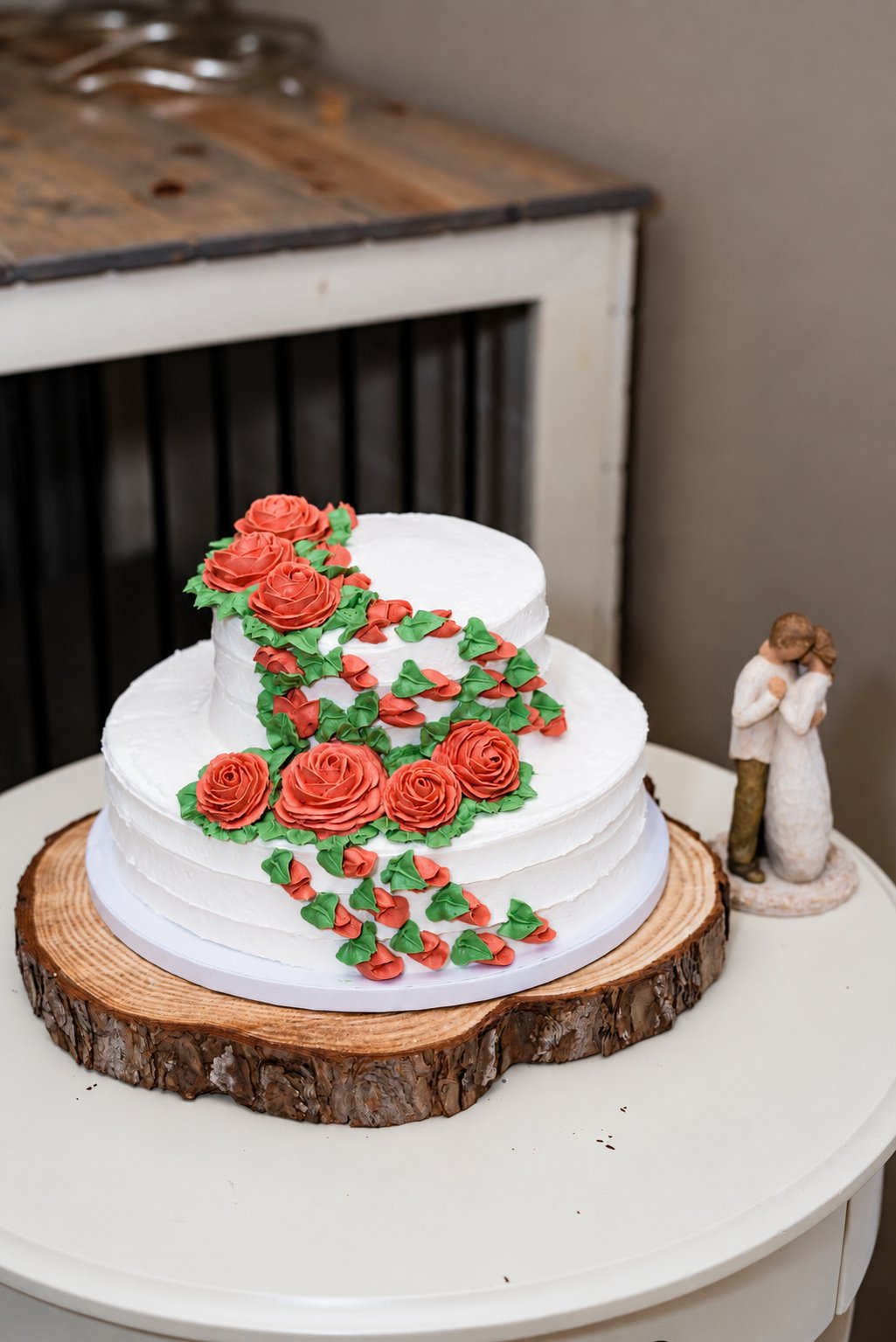 Danielle and Trey—wedding cake